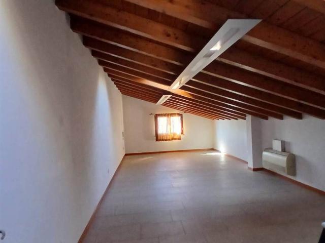 Villa Indipendente in vendita a Lo Sperone, Pistoia
