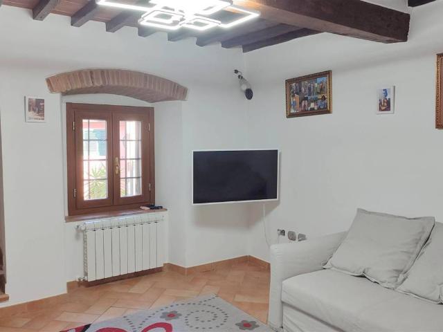 Villa Indipendente in vendita a Castel di Piazza, Pistoia