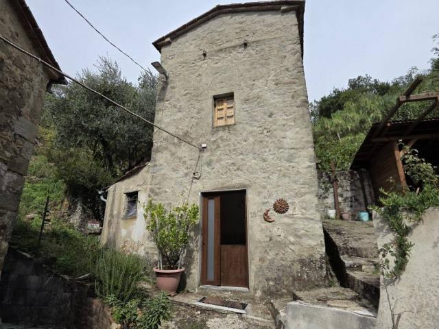 Villa Indipendente in vendita a Campiglio, Pistoia