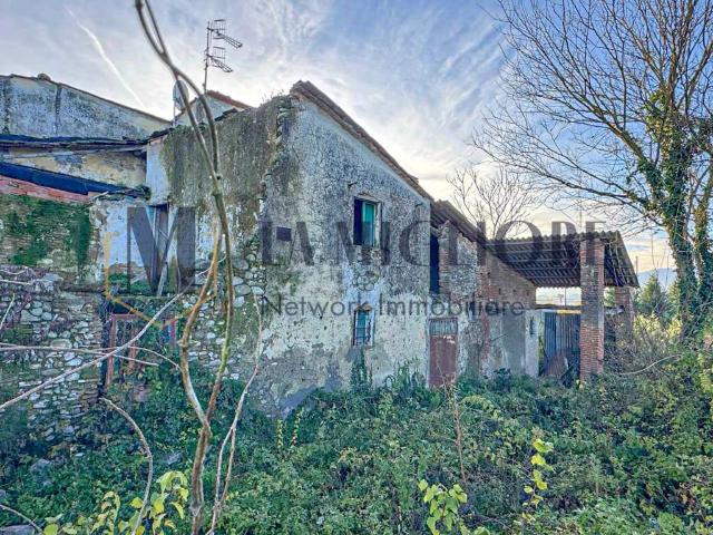 Villa Indipendente in vendita a Ramini, Pistoia