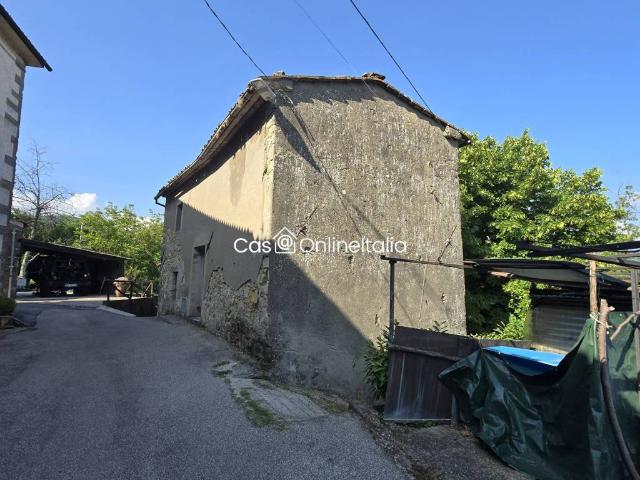 Villa Indipendente in vendita a Pistoia, Toscana