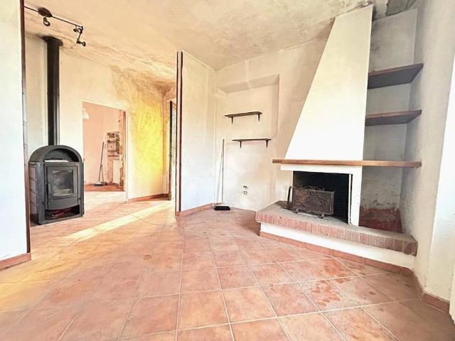 Villa Indipendente in vendita a Castello di Cireglio, Pistoia