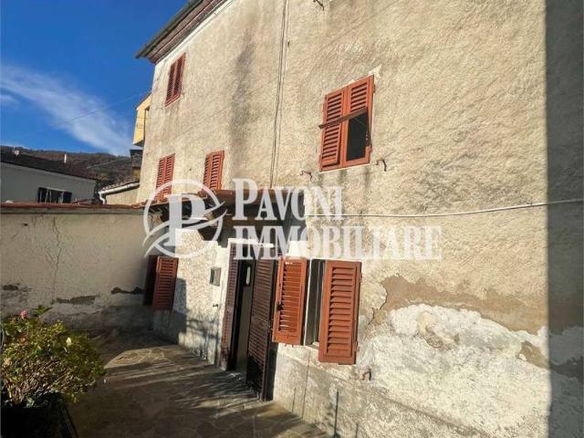 Villa Indipendente in vendita a Pistoia, Toscana