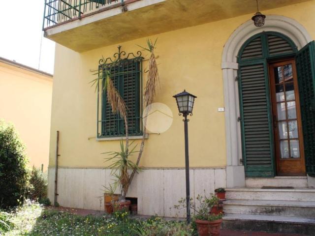 Villa Indipendente in vendita a Pontelungo, Pistoia