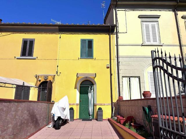 Villa Indipendente in vendita a Le Fornaci, Pistoia