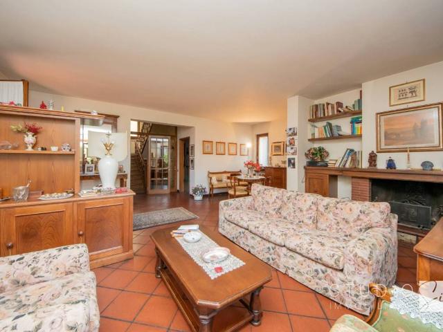Villa Indipendente in vendita a Casermette, Pistoia