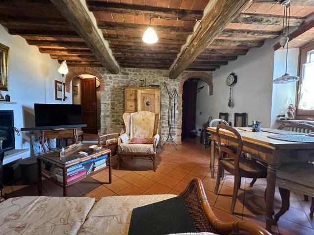 Villa Indipendente in vendita a Pistoia, Toscana