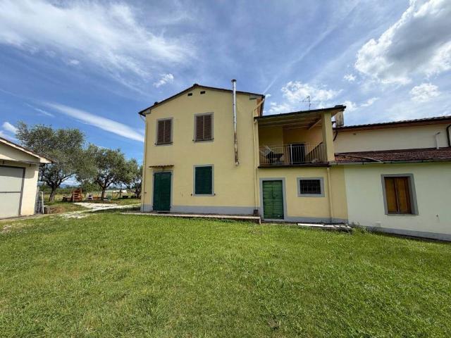Villa Indipendente in vendita a Pontelungo, Pistoia