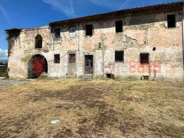 Villa Indipendente in vendita a Badia a Pacciana, Pistoia