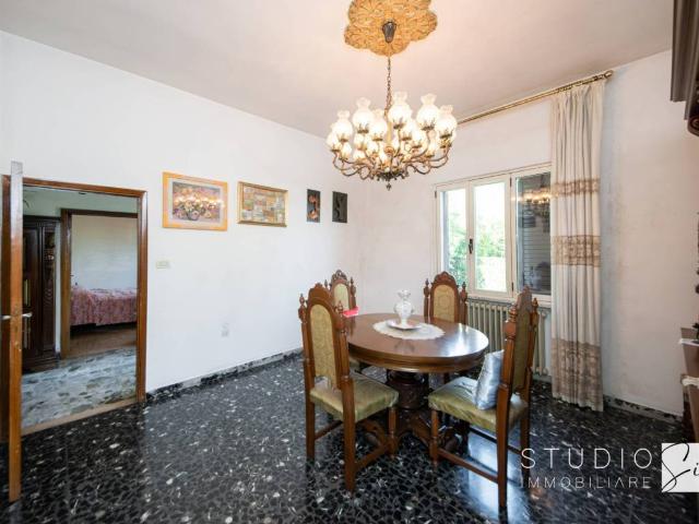 Villa Indipendente in vendita a Le Fornaci, Pistoia