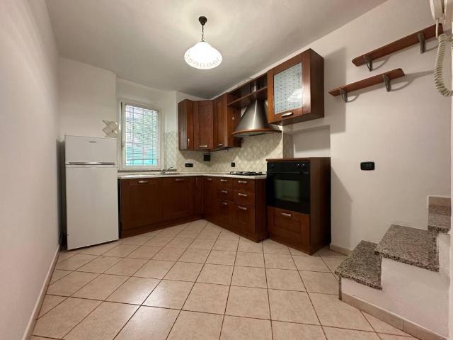 Villa Indipendente in vendita a Pontelungo, Pistoia