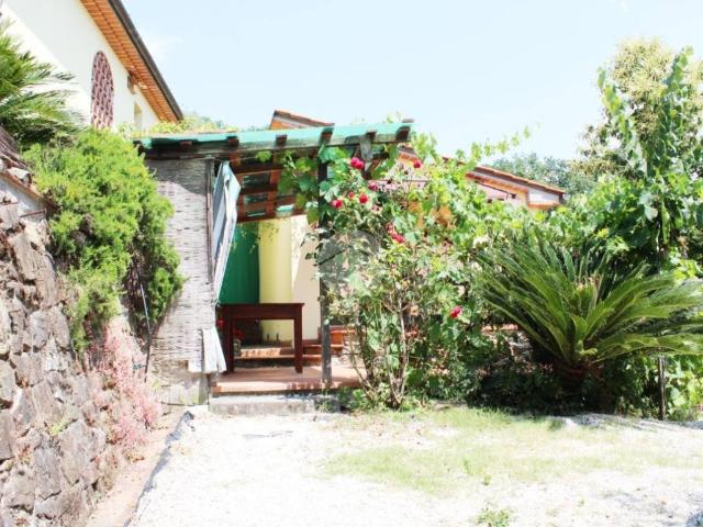 Villa Indipendente in vendita a Pistoia