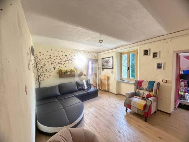 Villa Indipendente in vendita a Piazza, Pistoia