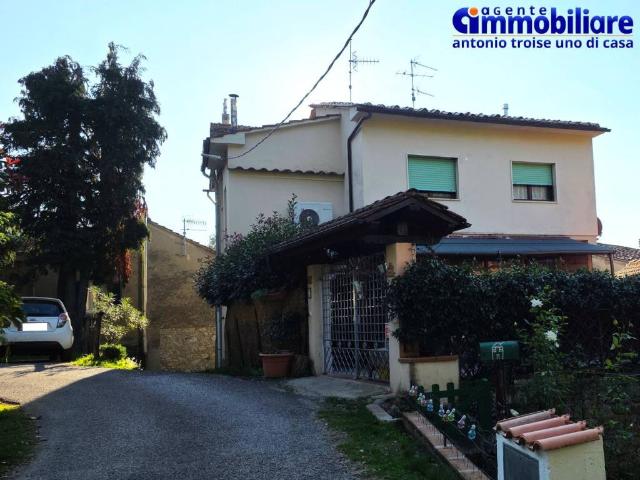 Villa Indipendente in vendita a Pistoia