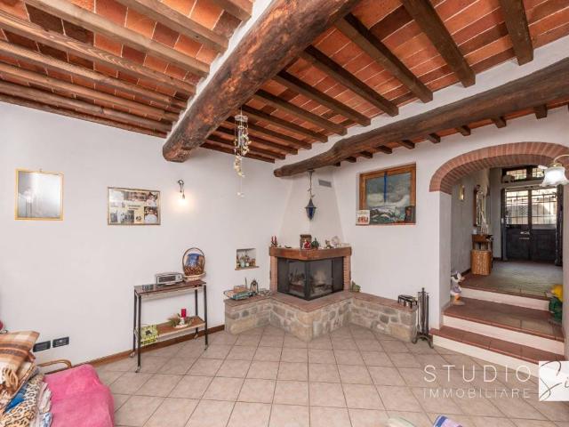 Villa Indipendente in vendita a Pistoia, Toscana