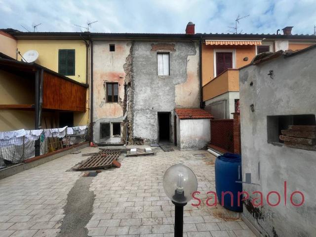 Villa Indipendente in vendita a Candeglia, Pistoia
