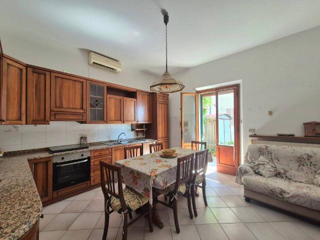 Villa Indipendente in vendita a Pistoia, Toscana