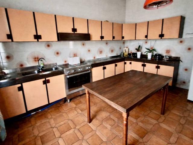 Villa Indipendente in vendita a Agliana, Toscana