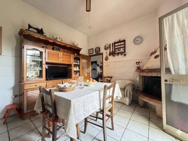 Villa Indipendente in vendita a Pistoia, Toscana