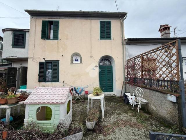 Villa Indipendente in vendita a Pistoia, Toscana
