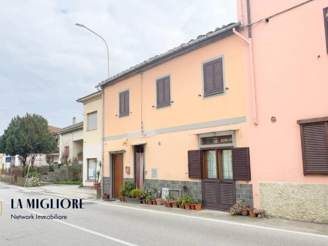 Villa Indipendente in vendita a Barile, Pistoia