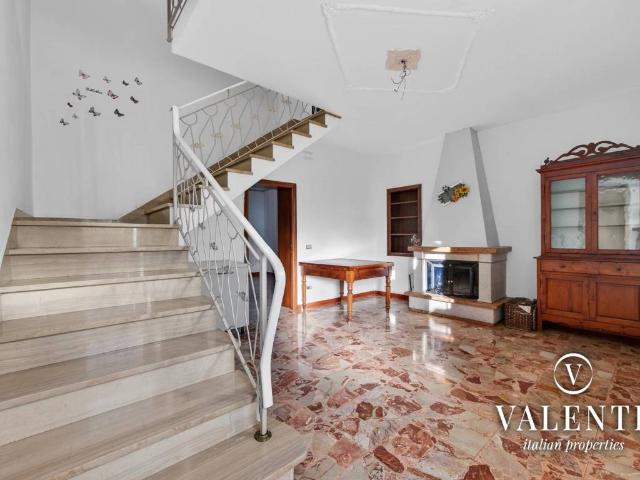 Villa Indipendente in vendita a Valdibure, Pistoia