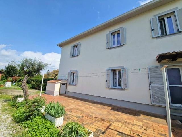 Villa Indipendente in vendita a Pistoia