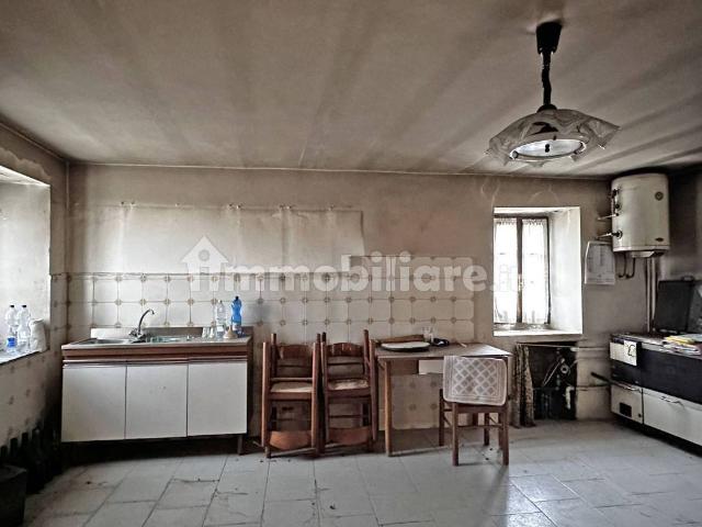 Villa Indipendente in vendita a Nespolo, Pistoia