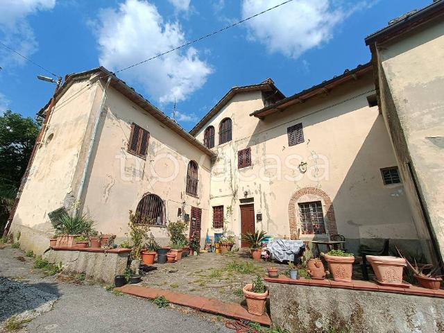 Villa Indipendente in vendita a Pistoia, Toscana
