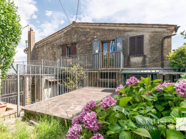 Villa Indipendente in vendita a Pistoia, Toscana