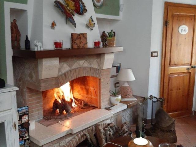Villa Indipendente in vendita a Unione di Comuni Montani Colline del Fiora, Pitigliano