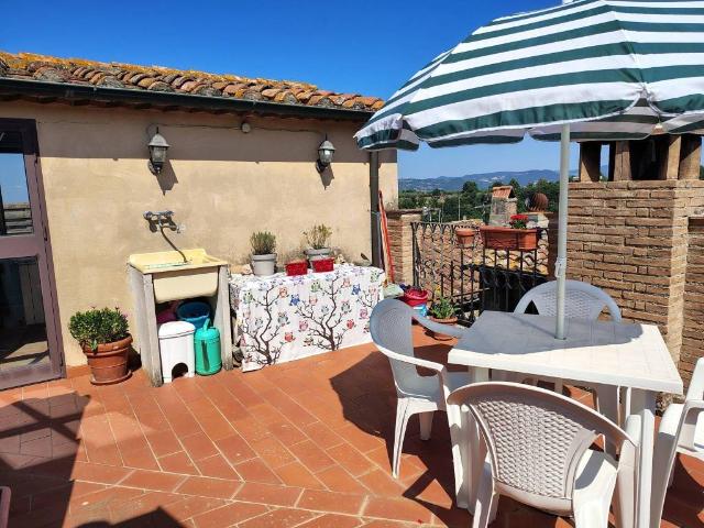 Villa Indipendente in vendita a Unione di Comuni Montani Colline del Fiora, Pitigliano