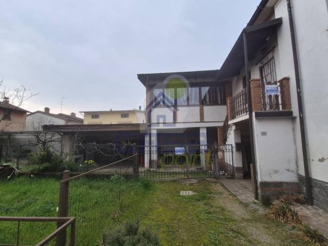 Villa Indipendente in vendita a Pizzighettone, Lombardia
