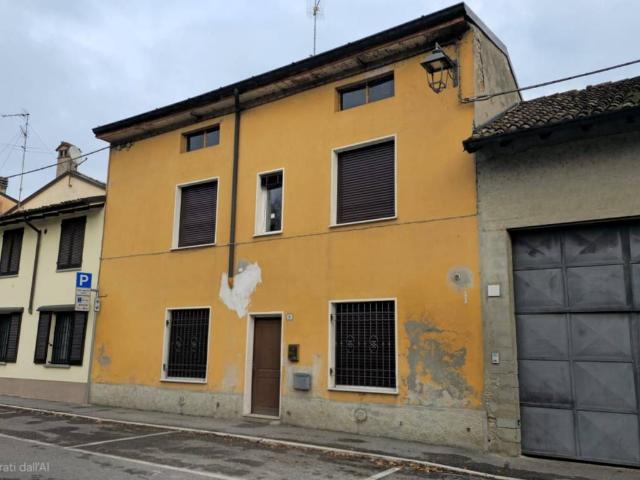 Villa Indipendente in vendita a Pizzighettone, Lombardia
