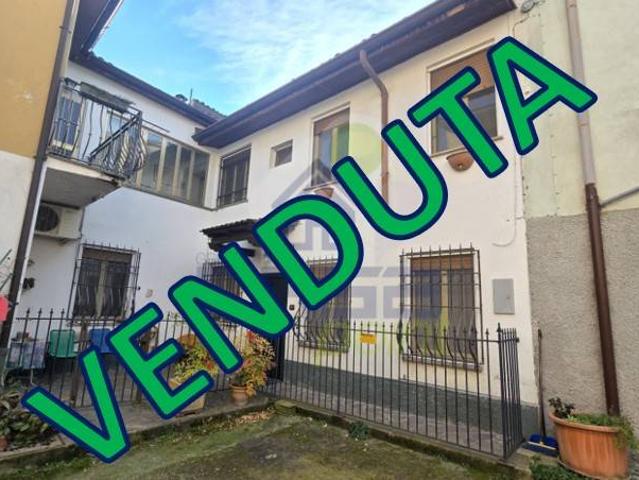 Villa Indipendente in vendita a Pizzighettone, Lombardia