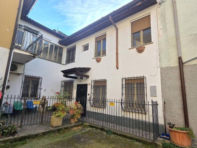 Villa Indipendente in vendita a Pizzighettone, Lombardia