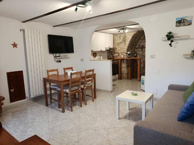 Villa Indipendente in vendita a Pizzoferrato, Abruzzo