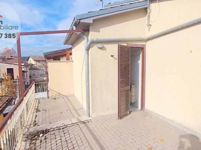 Villa Indipendente in vendita a Pizzoli, Abruzzo