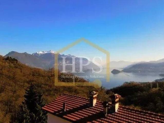 Villa Indipendente in vendita a Ligomena, Plesio