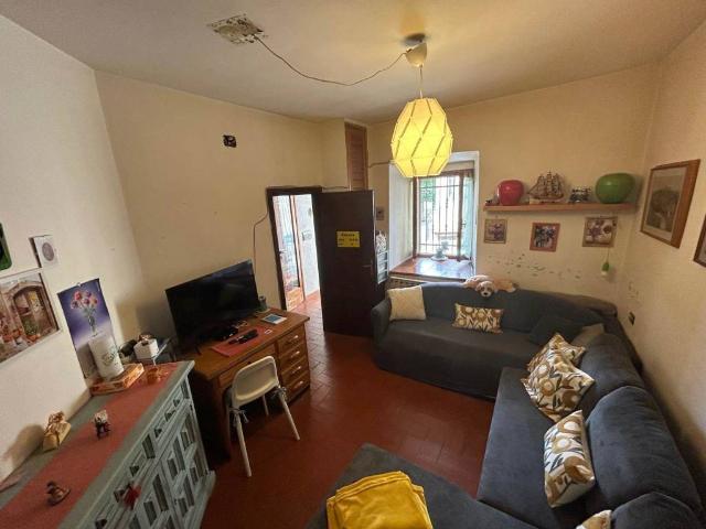 Villa Indipendente in vendita a Unione di comuni Montana Lunigiana, Podenzana