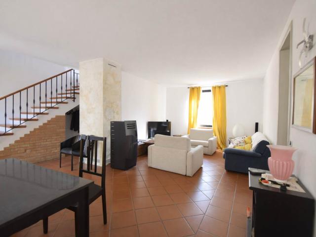 Villa Indipendente in vendita a Podenzano, Reggio Emilia