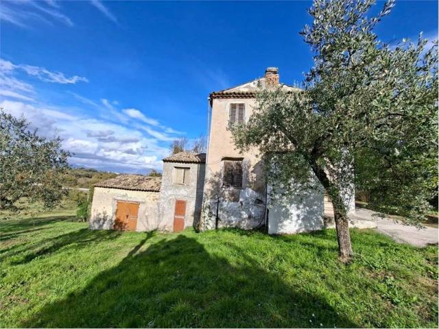 Villa Indipendente in vendita a Pofi, Lazio
