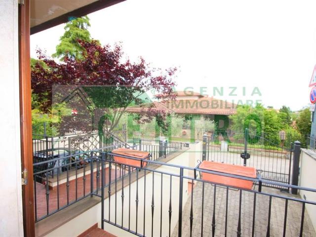 Villa Indipendente in vendita a Papaiano, Lecchi