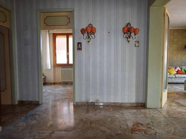Villa Indipendente in vendita a Lecchi, Toscana