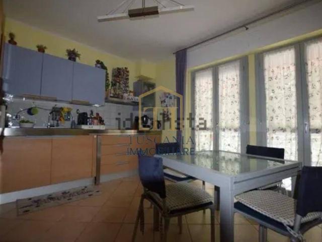 Villa Indipendente in vendita a Lecchi, Toscana