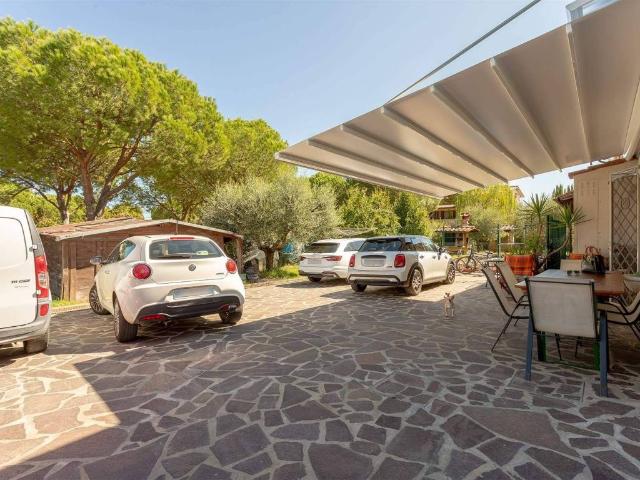 Villa Indipendente in vendita a Poggio A Caiano, Toscana