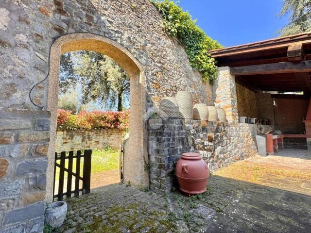 Villa Indipendente in affitto a Poggio A Caiano, Toscana
