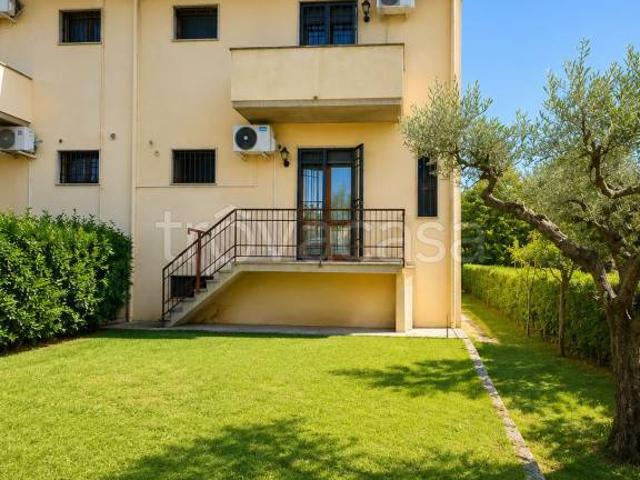 Villa Indipendente in vendita a Poggetto, Poggio A Caiano
