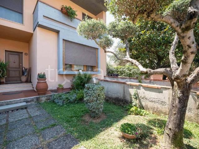 Villa Indipendente in vendita a Poggio A Caiano, Toscana