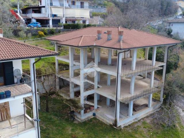 Villa Indipendente in vendita a Poggio Bustone, Lazio
